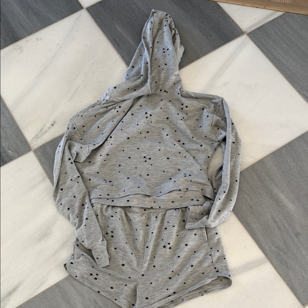 GAP Gray Kids Matching Set with Black Dots